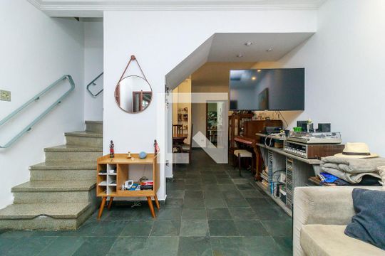 Sala de casa à venda com 3 quartos, 185m² em Parque Colonial, São Paulo
