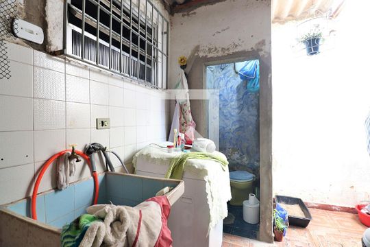 Área de Serviço de casa à venda com 4 quartos, 300m² em Vila Metalúrgica, Santo André