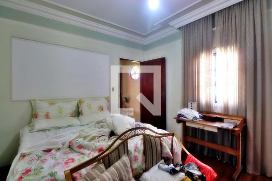 Quarto 1 de casa à venda com 4 quartos, 300m² em Vila Metalúrgica, Santo André