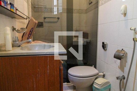 Banheiro da Suíte de apartamento à venda com 2 quartos, 72m² em Tijuca, Rio de Janeiro