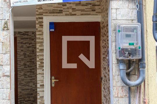 Fachada de casa de condomínio à venda com 2 quartos, 40m² em Vargem Grande, Rio de Janeiro