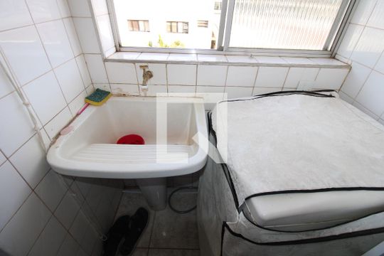 Área de Serviço de apartamento para alugar com 2 quartos, 70m² em Jardim Chapadão, Campinas