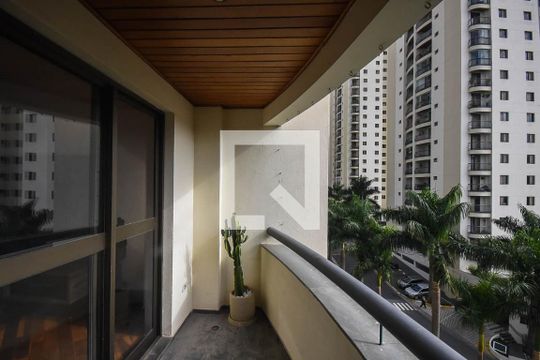 Varanda de apartamento para alugar com 3 quartos, 117m² em Chácara Agrindus, Taboão da Serra