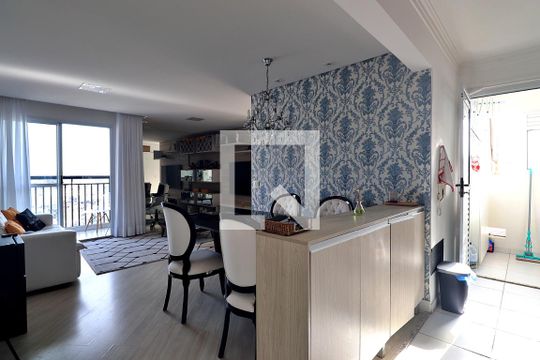 Sala de apartamento à venda com 2 quartos, 66m² em Vila Metalurgica, Santo André
