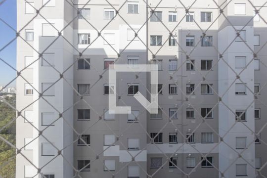 Vista Quarto 1 de apartamento para alugar com 2 quartos, 40m² em Jardim América da Penha, São Paulo