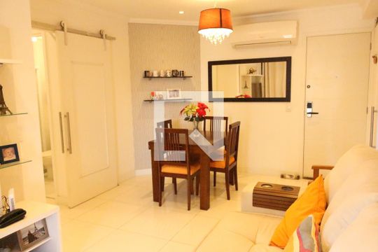 Sala de apartamento à venda com 2 quartos, 72m² em Recreio dos Bandeirantes, Rio de Janeiro