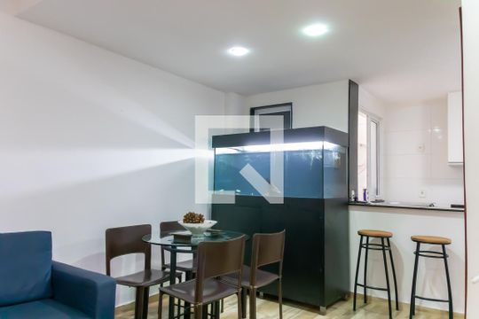 Sala de casa de condomínio à venda com 3 quartos, 90m² em Méier, Rio de Janeiro