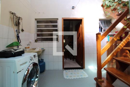Área de serviço de casa à venda com 4 quartos, 150m² em Jardim Consorcio, São Paulo