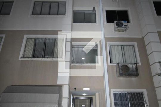 Fachada do Bloco de apartamento para alugar com 2 quartos, 56m² em Vigário Geral, Rio de Janeiro