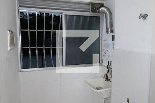 Área de Serviço de apartamento para alugar com 2 quartos, 56m² em Vigário Geral, Rio de Janeiro