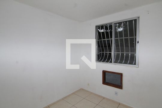 Quarto 1 de apartamento para alugar com 2 quartos, 56m² em Vigário Geral, Rio de Janeiro