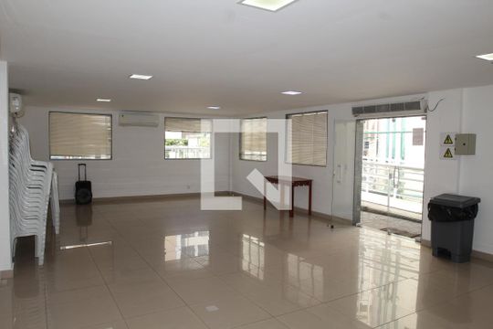 Salão de Festas de apartamento para alugar com 2 quartos, 56m² em Vigário Geral, Rio de Janeiro