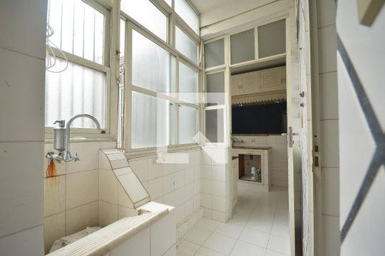 Detalhe da area de serviço de apartamento para alugar com 2 quartos, 68m² em Laranjeiras, Rio de Janeiro