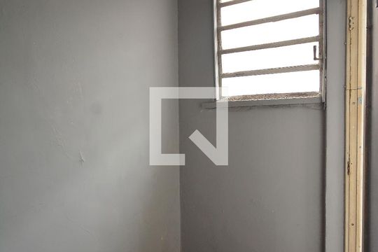 Quarto de Serviço de apartamento para alugar com 2 quartos, 68m² em Laranjeiras, Rio de Janeiro