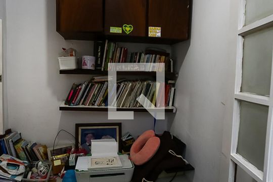 Escritório de casa para alugar com 3 quartos, 200m² em Vila Rica, São Paulo