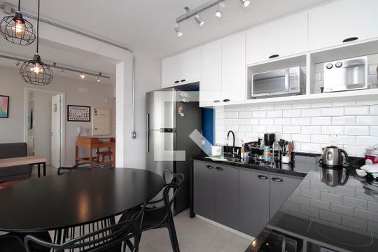 Cozinha de apartamento para alugar com 1 quarto, 73m² em Campos Elíseos, São Paulo