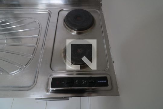 Sala e Cozinha - cooktop de apartamento à venda com 1 quarto, 33m² em Belém, São Paulo