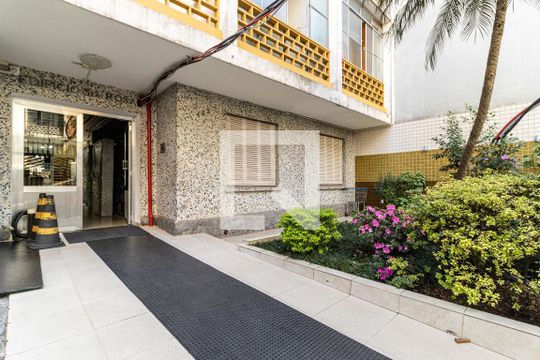 Jardim de entrada de kitnet/studio para alugar com 1 quarto, 42m² em Campos Elíseos, São Paulo