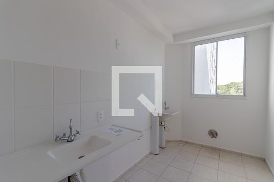 Cozinha e Área de Serviço de apartamento à venda com 2 quartos, 45m² em Jardim Maria Estela, São Paulo