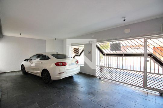 Garagem de casa à venda com 4 quartos, 224m² em Centro, São Bernardo do Campo