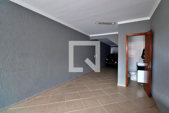 Garagem de casa à venda com 3 quartos, 206m² em Vila Francisco Matarazzo, Santo André