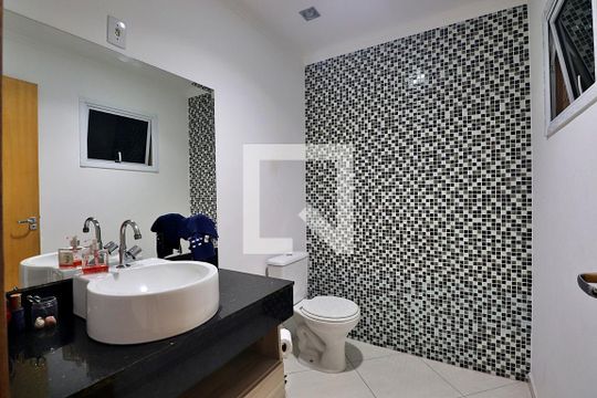 Lavabo de casa à venda com 3 quartos, 206m² em Vila Francisco Matarazzo, Santo André
