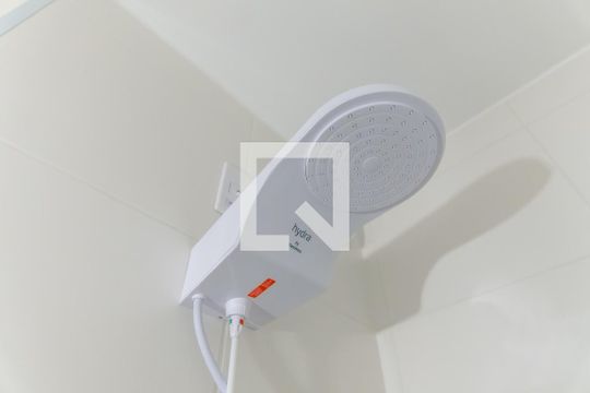 Banheiro da suíte de apartamento à venda com 2 quartos, 34m² em Jurubatuba, São Paulo