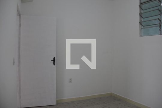 Quarto 1 de casa para alugar com 2 quartos, 50m² em Parque Santa Rosa, Suzano