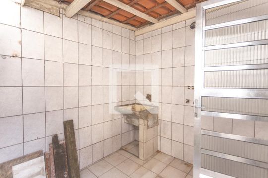 Área de serviço de casa para alugar com 2 quartos, 150m² em Taboão, São Bernardo do Campo
