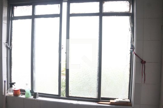 Área de Serviço de apartamento para alugar com 3 quartos, 128m² em Cidade Náutica, São Vicente