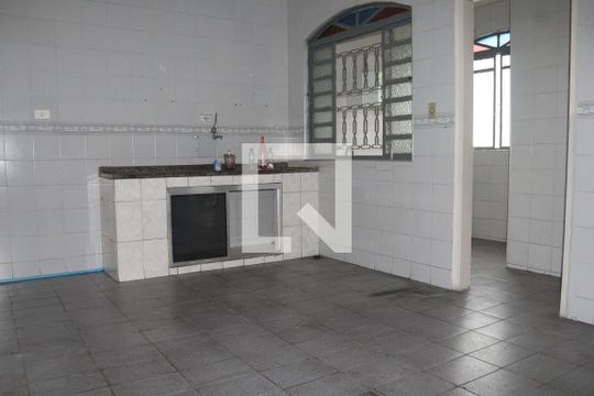 Cozinha de apartamento para alugar com 3 quartos, 128m² em Cidade Náutica, São Vicente