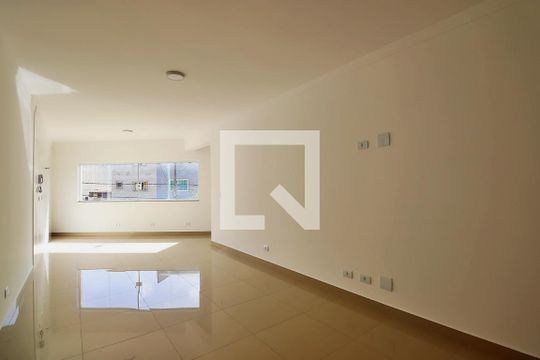 Casa à venda com 2 quartos, 129m² em Parque das Nações, Santo André
