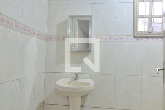Banheiro Suíte de casa à venda com 4 quartos, 300m² em Bairro Fátima, Canoas