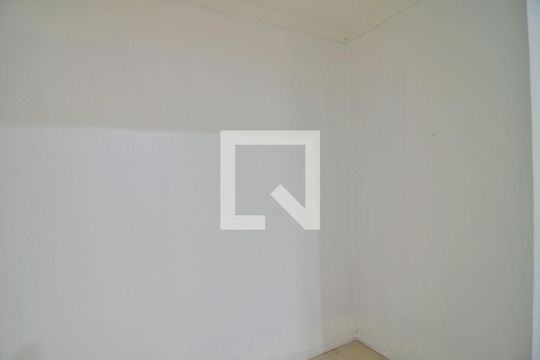 Closet de casa à venda com 4 quartos, 300m² em Bairro Fátima, Canoas