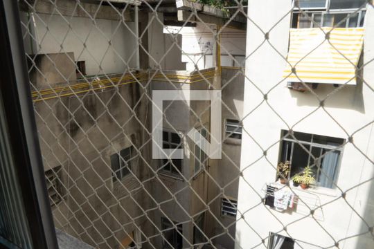 Vista do Quarto de apartamento para alugar com 1 quarto, 35m² em Catete, Rio de Janeiro