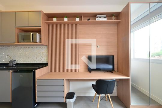 Sala/Cozinha de kitnet/studio para alugar com 1 quarto, 18m² em Vila Clementino, São Paulo