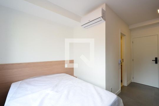 Sala/Cozinha de kitnet/studio para alugar com 1 quarto, 18m² em Vila Clementino, São Paulo