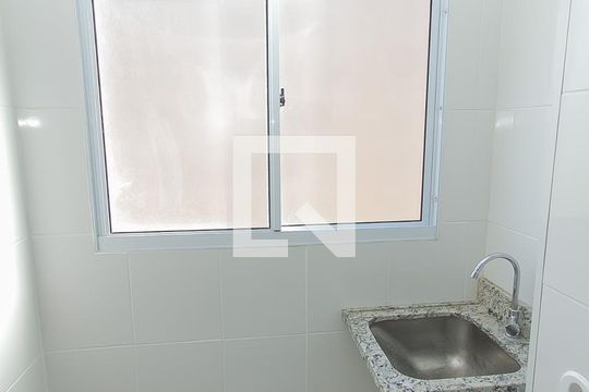 Área de Serviço de apartamento à venda com 2 quartos, 48m² em Rubem Berta, Porto Alegre