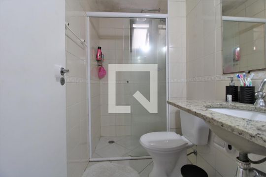 Banheiro comum de apartamento à venda com 3 quartos, 85m² em Jardim Santa Cruz (campo Grande), São Paulo