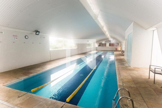 Piscina Coberta de apartamento para alugar com 3 quartos, 166m² em Jardim das Nações, Taubaté