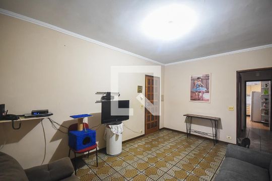 Casa à venda com 3 quartos, 154m² em Parque Pinheiros, Taboão da Serra