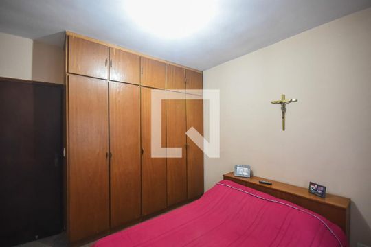 Quarto 1 de casa à venda com 3 quartos, 154m² em Parque Pinheiros, Taboão da Serra