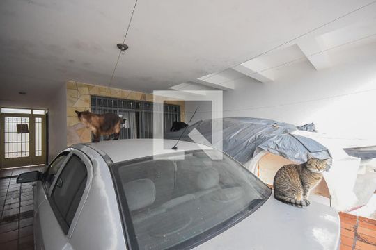 Garagem de casa à venda com 3 quartos, 154m² em Parque Pinheiros, Taboão da Serra