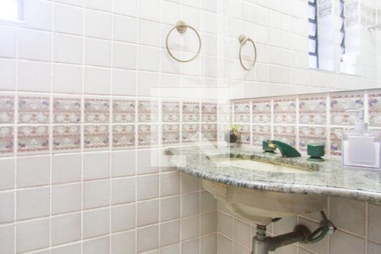Lavabo de casa à venda com 5 quartos, 600m² em Jardim Novo Santo Amaro, São Paulo