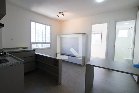 Cozinha de apartamento para alugar com 2 quartos, 34m² em Sé, São Paulo