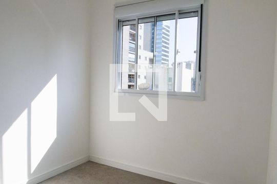 Quarto 1 de apartamento para alugar com 2 quartos, 34m² em Sé, São Paulo