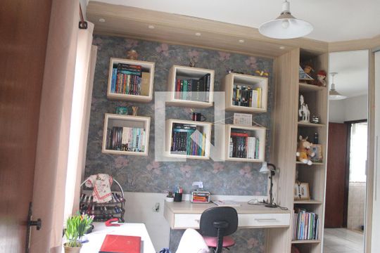 Escritório de casa à venda com 3 quartos, 330m² em Jardim Dom Nery, Campinas
