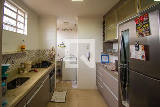 Cozinha e Área de Serviço de apartamento para alugar com 2 quartos, 70m² em Bonfim, Campinas