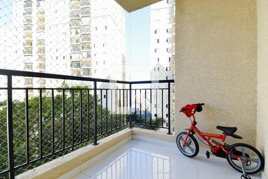 Varanda da Sala de apartamento à venda com 2 quartos, 60m² em Picanço, Guarulhos