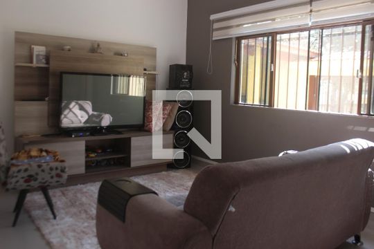 Casa à venda com 3 quartos, 248m² em Jardim Sarah, São Paulo